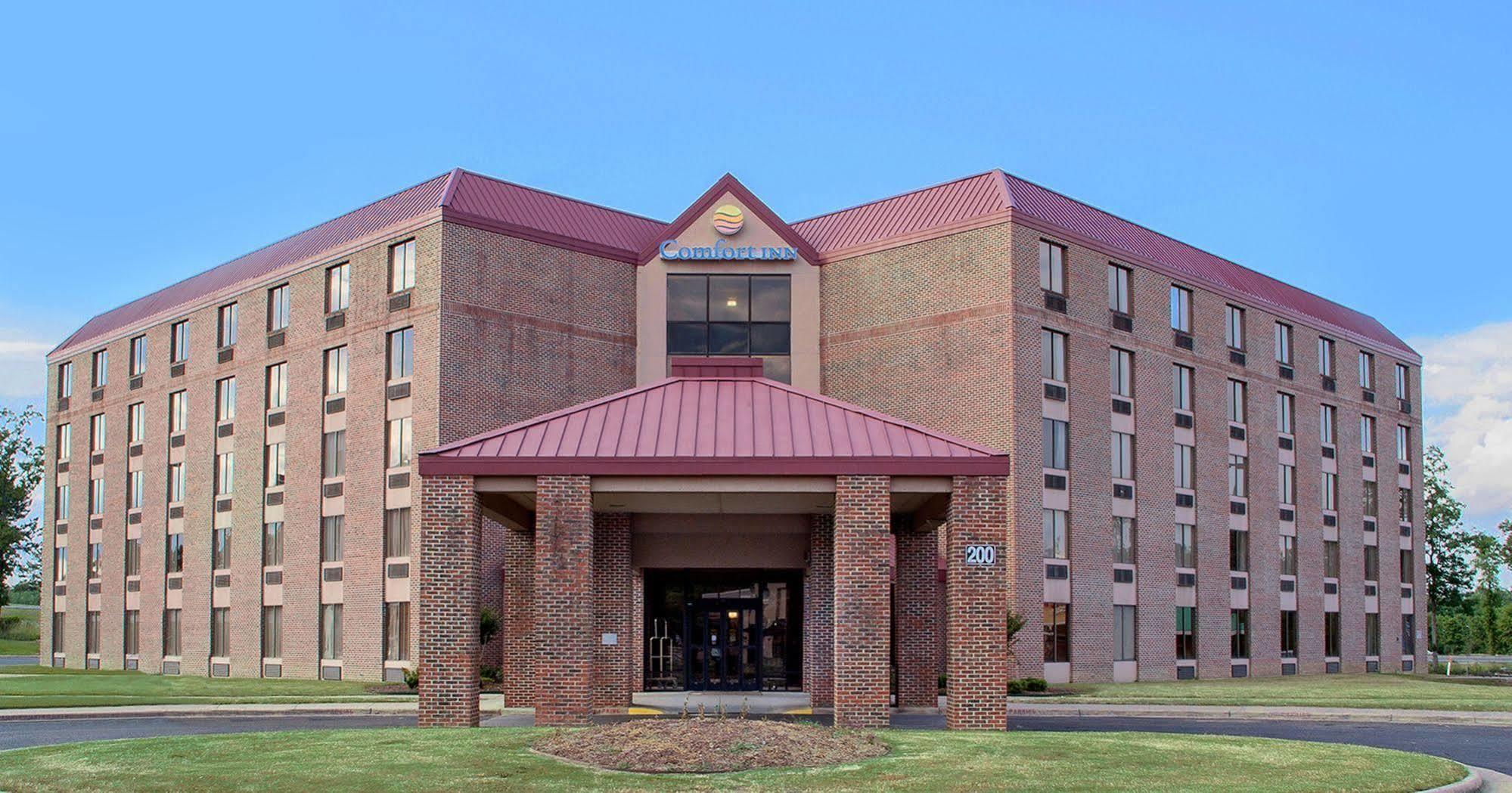 Comfort Inn Near Rocky Mount Sports Complex Exterior photo